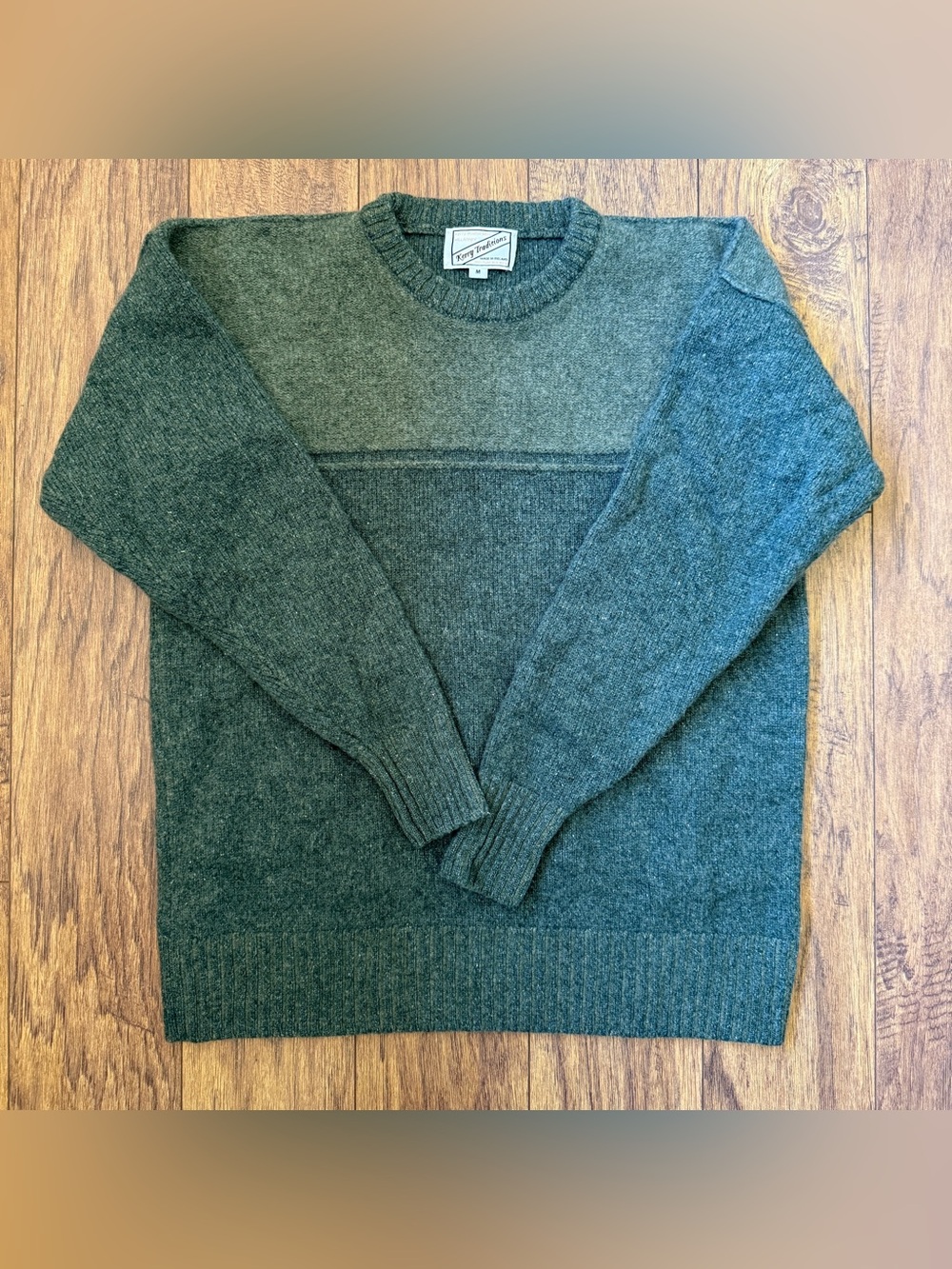 VTG Kerry Traditions Ireland Pure New Irish Wool Sweater Size M